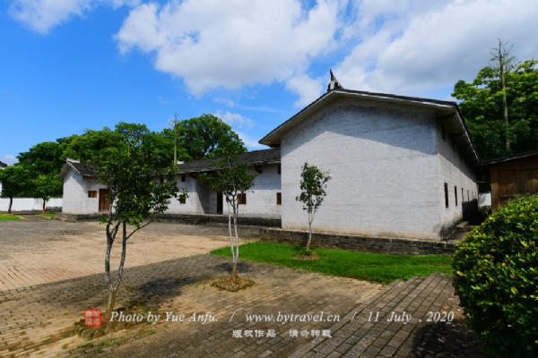 共和国摇篮景区
