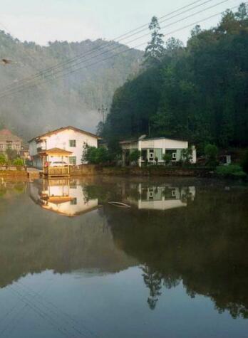 山水田园度假村