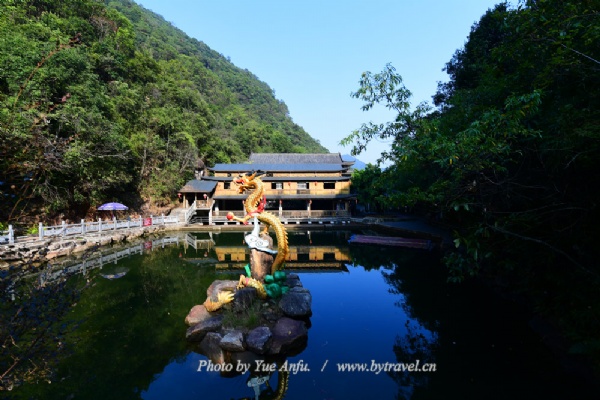 十八水原生态景区