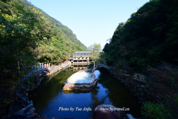 十八水原生态景区