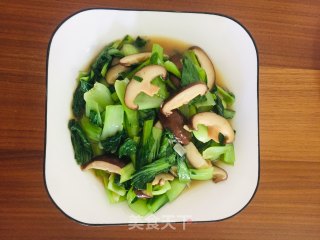 香菇炒上海青的做法步骤：11