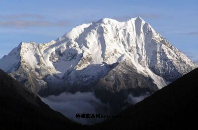 雅拉雪山