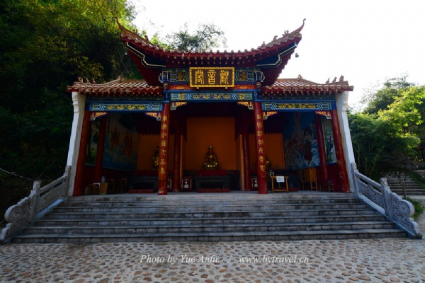 十八水原生态景区