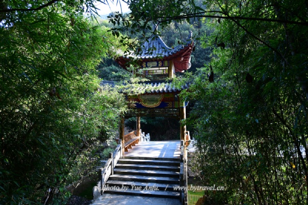 十八水原生态景区